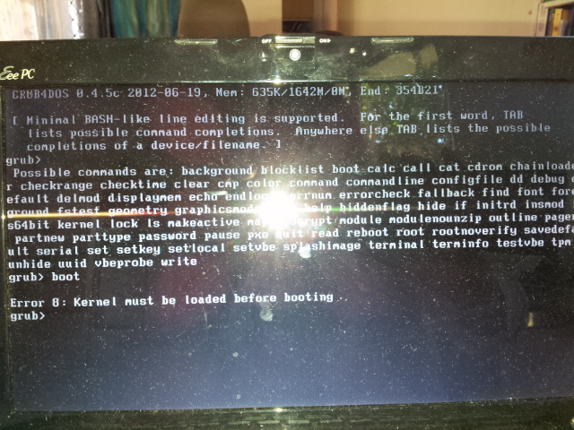 Grub-boot error msg.JPG