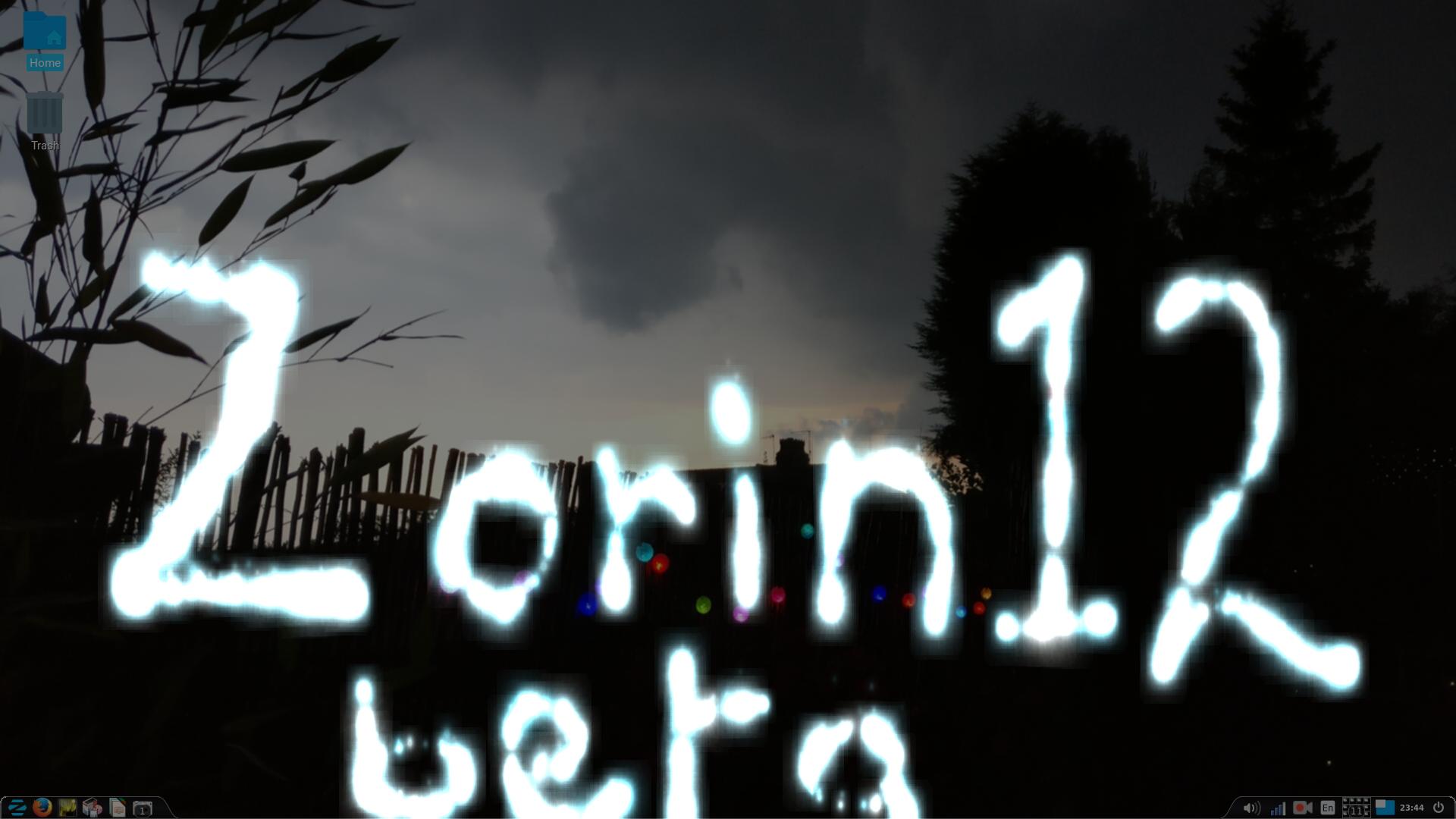 Zorin 12 beta firepaint.jpg